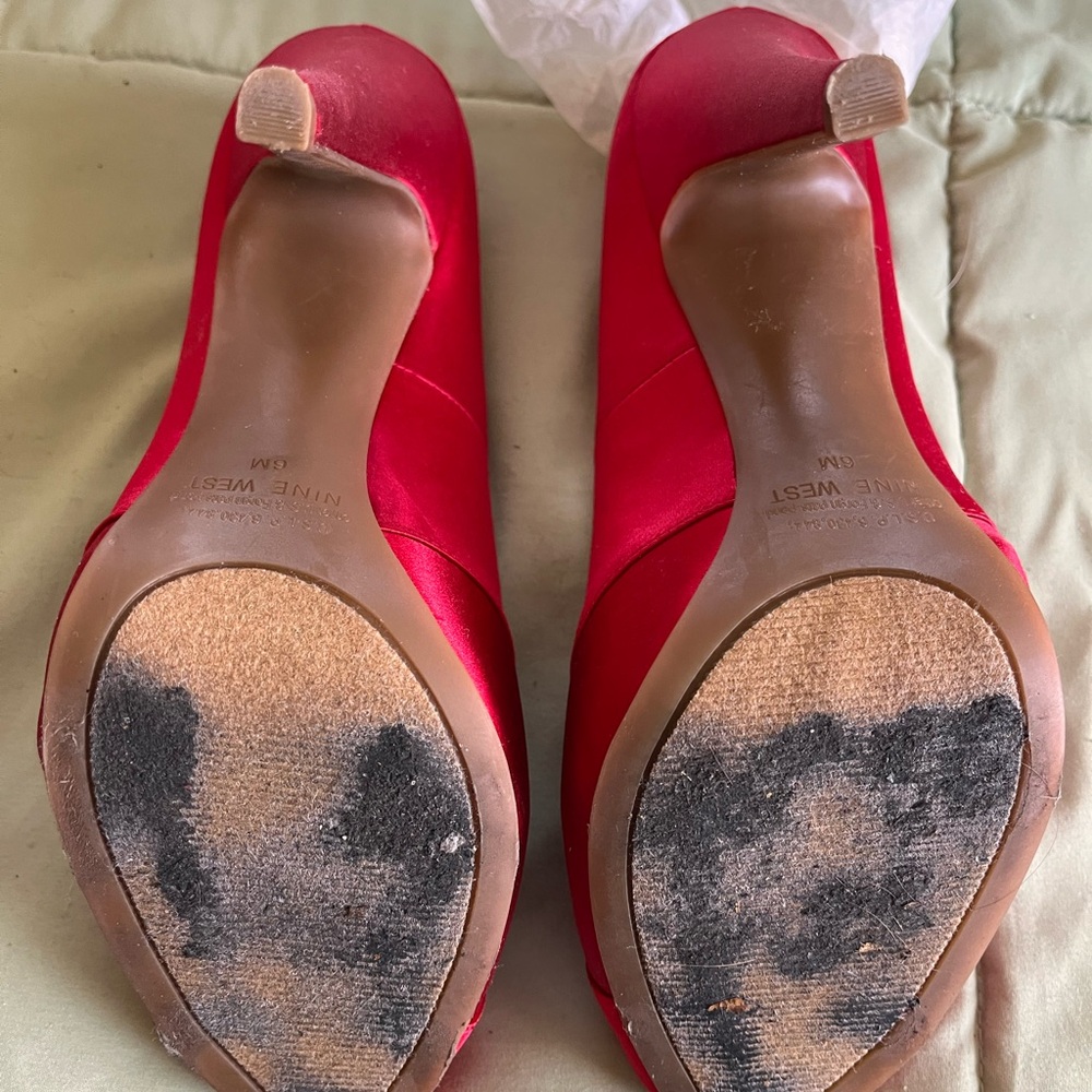 Nine West Women's Red Satin Paws Peep Toe Pumps - Picture 7 of 14